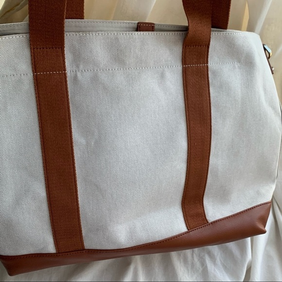 WANT LES  ESSENTIELS Marti Leather-Trimmed Tote Bag - Picture 4 of 10